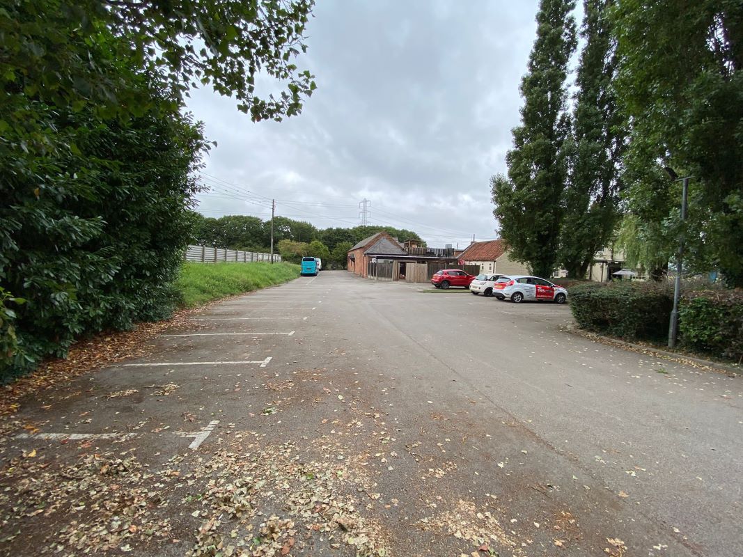 The Ferry Boat Inn, Riverside, Stoke Bardolph, Burton Joyce, Nottingham, NG14 5HX