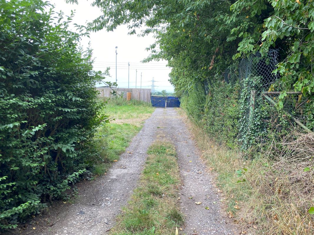 The Ferry Boat Inn, Riverside, Stoke Bardolph, Burton Joyce, Nottingham, NG14 5HX