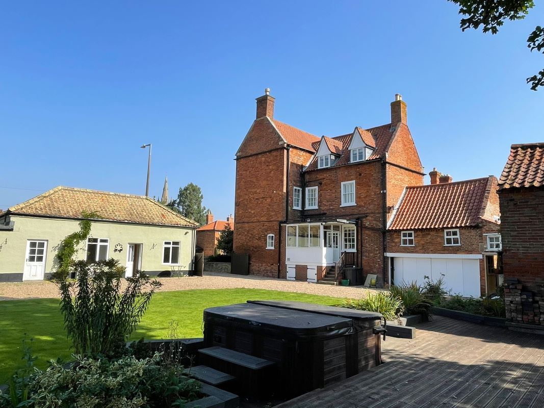 The Red House, 63-65 High Street, Heckington, Sleaford, Lincolnshire, NG34 9QU