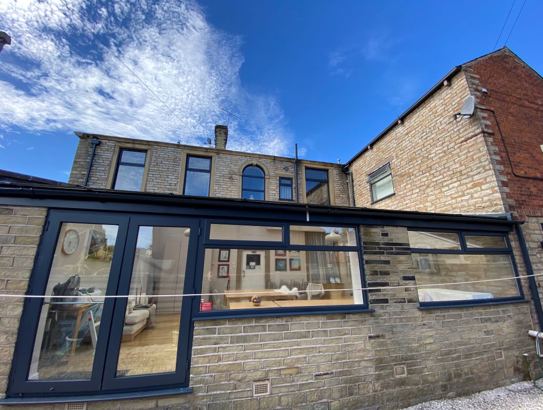 Oak House & Oak Cottage, Beal Lane, Shaw, Oldham, OL2 8PB