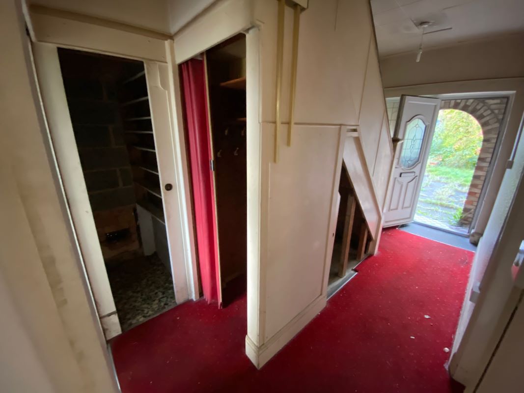 185 Tessall Lane, Birmingham, West Midlands, B31 5ED