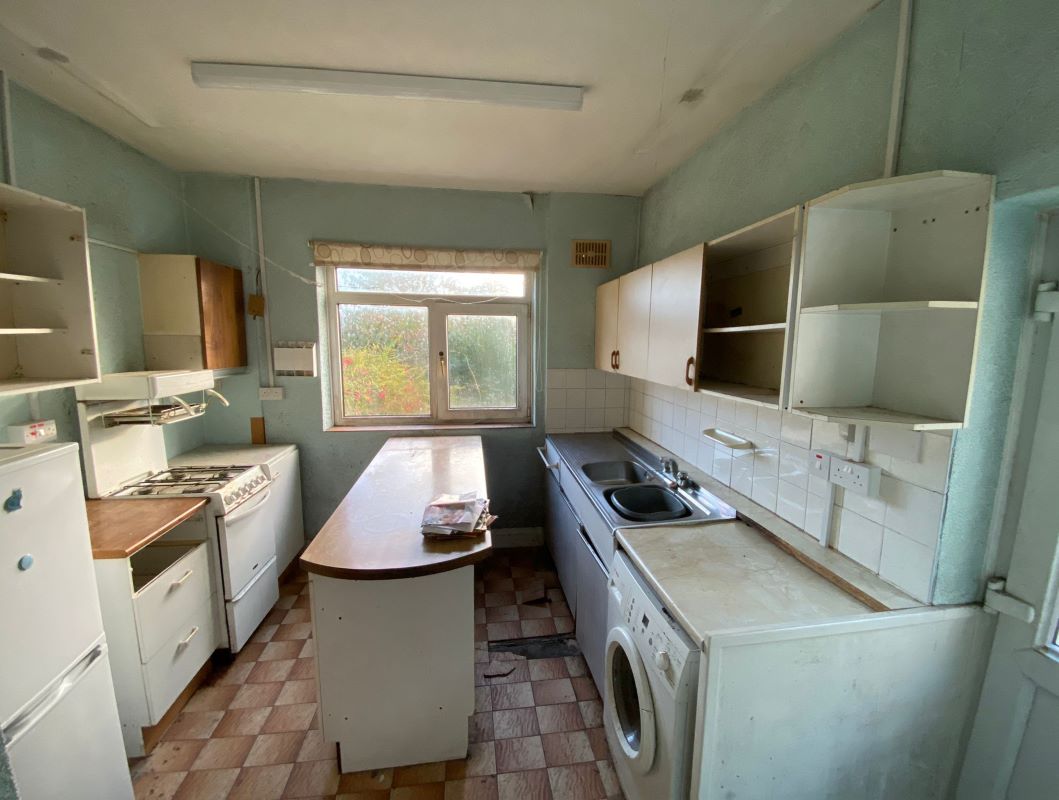 185 Tessall Lane, Birmingham, West Midlands, B31 5ED