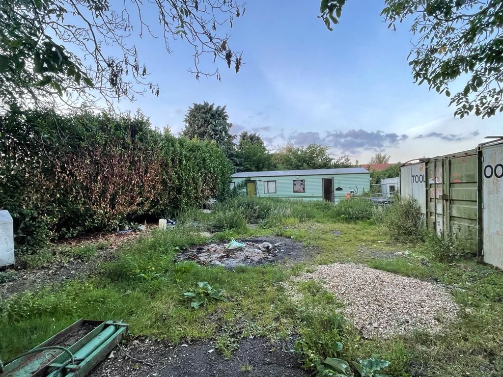 Land adjacent to The Bungalow, Moor Lane, East Stoke, Newark, NG23 5QD