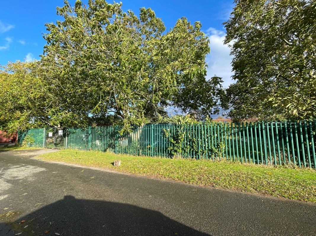 Land adjacent to The Bungalow, Moor Lane, East Stoke, Newark, NG23 5QD