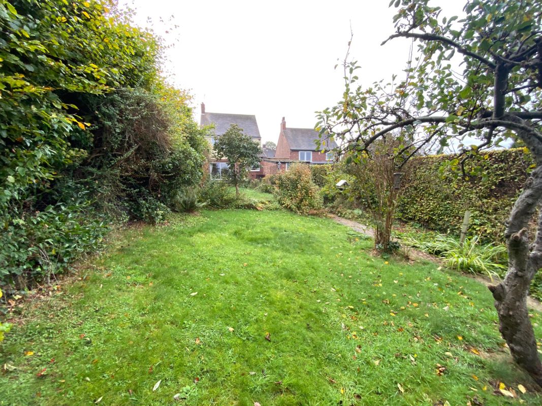28 Paxton Road, Chesterfield, Derbyshire, S41 0TN
