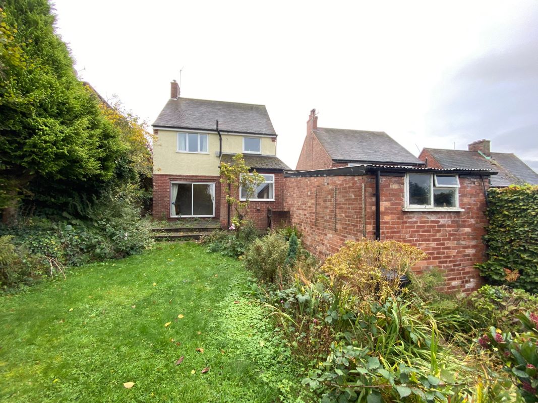 28 Paxton Road, Chesterfield, Derbyshire, S41 0TN