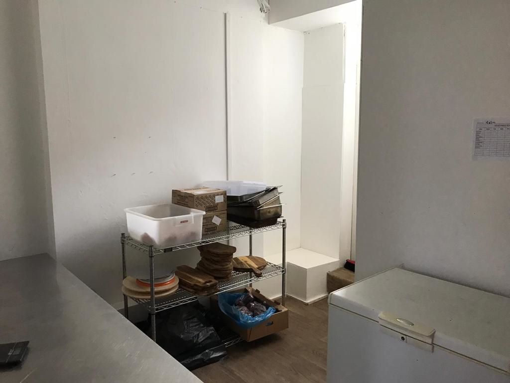 1 Market Place, Mansfield, Nottinghamshire, NG18 1HU