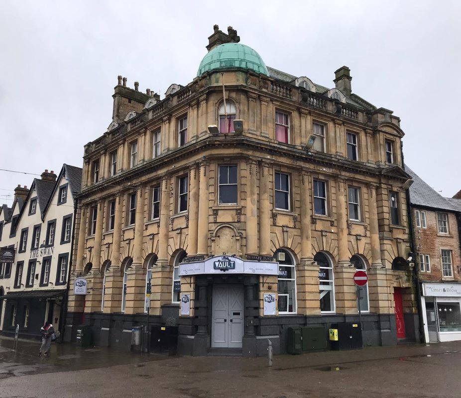 1 Market Place, Mansfield, Nottinghamshire, NG18 1HU