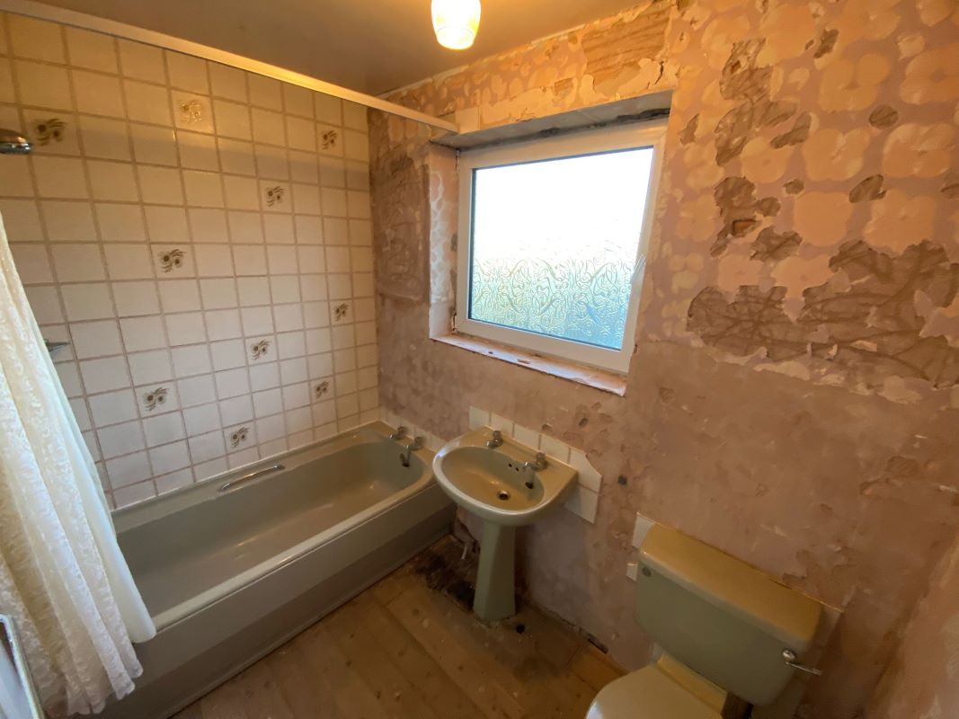 28 Paxton Road, Chesterfield, Derbyshire, S41 0TN