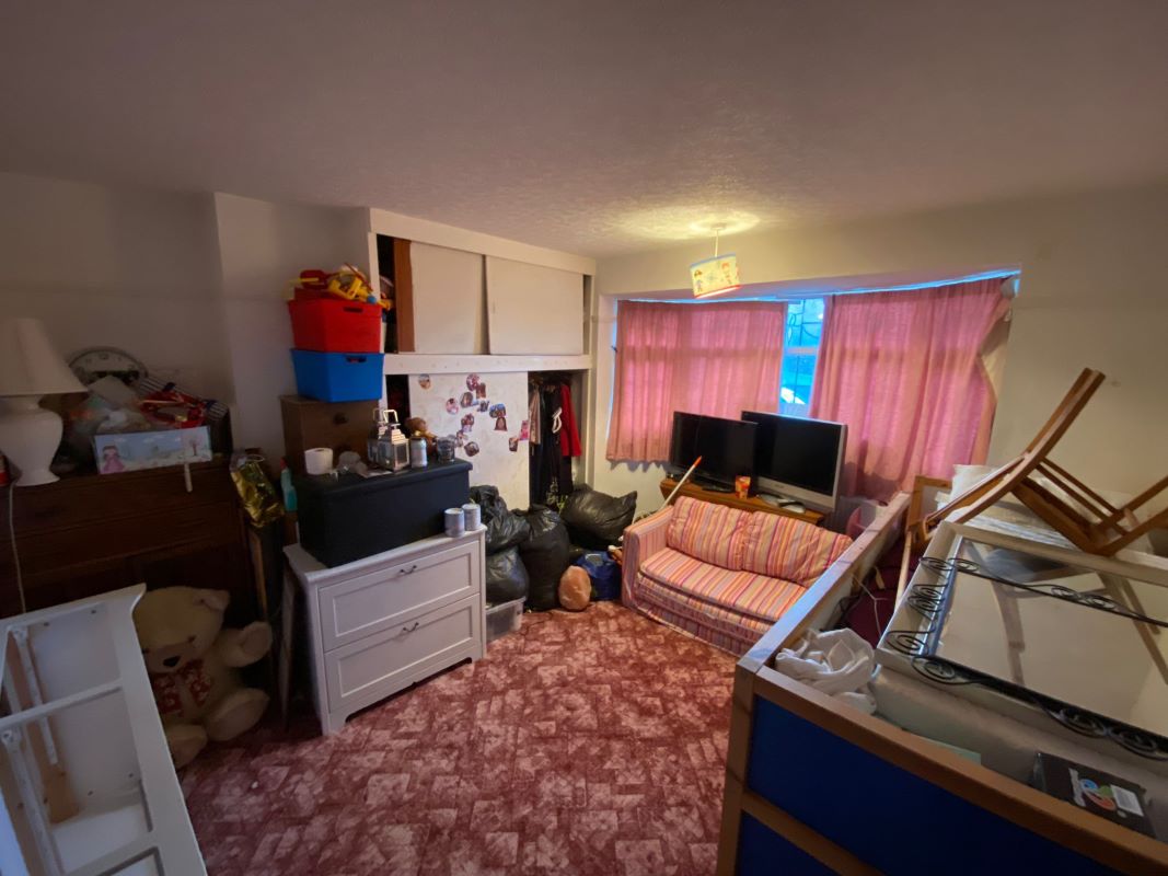 28 Paxton Road, Chesterfield, Derbyshire, S41 0TN