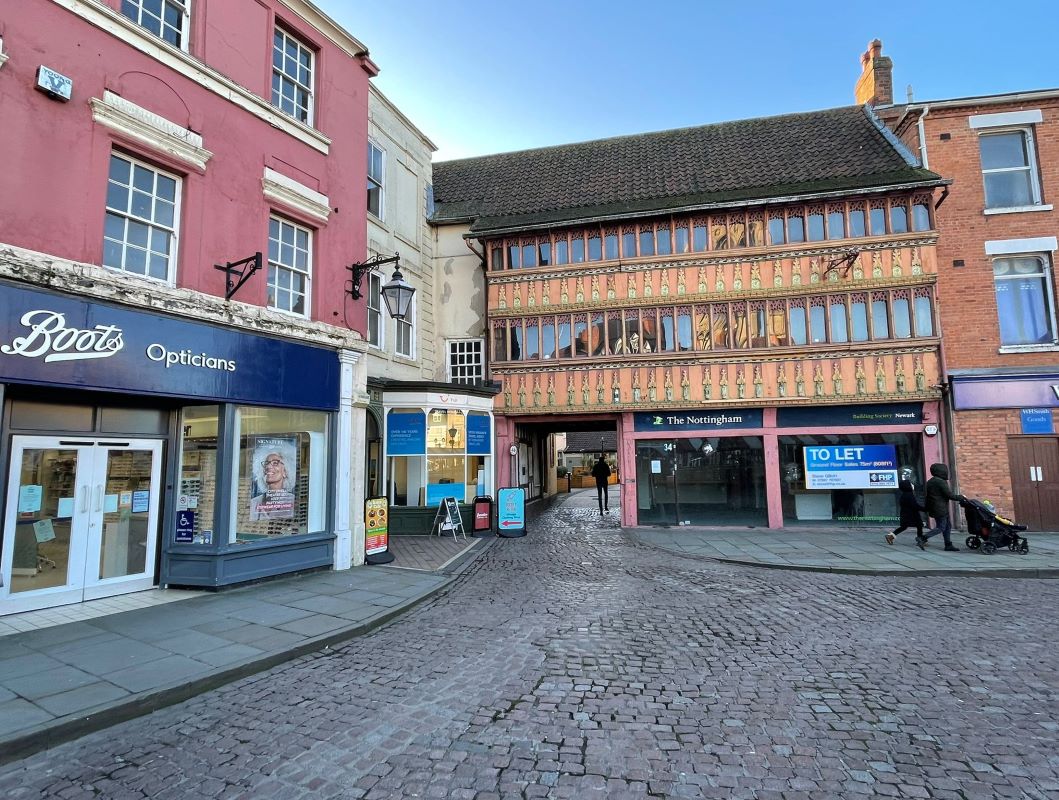 Upper floors of Ye Olde White Hart, Market Place, Newark, NG24 1EG