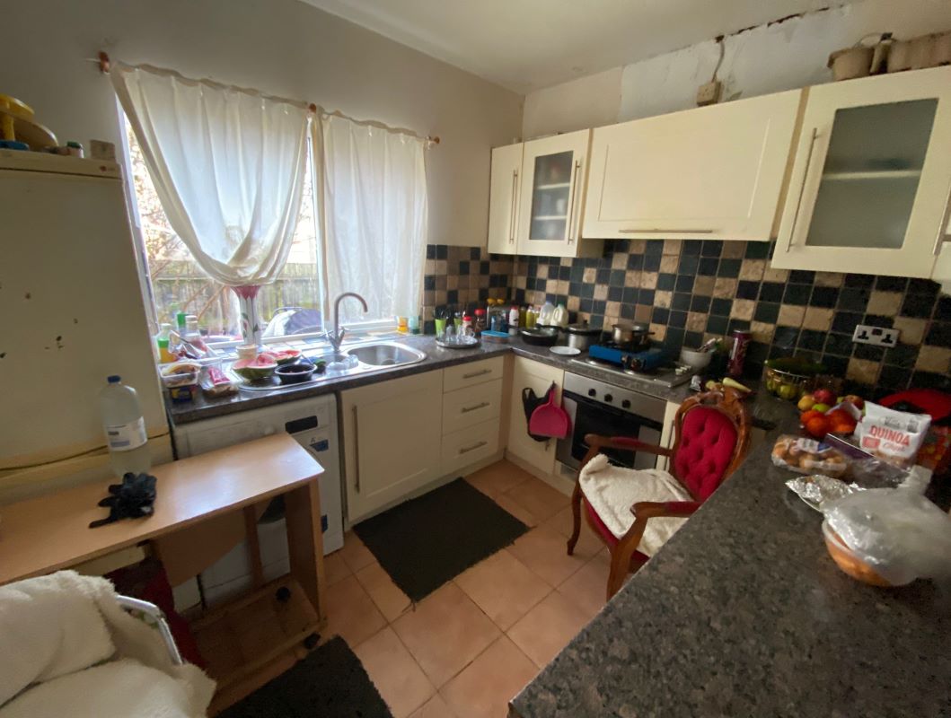 17 Medina Road, Leicester, LE3 9AY