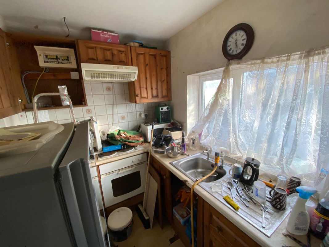 17 Medina Road, Leicester, LE3 9AY