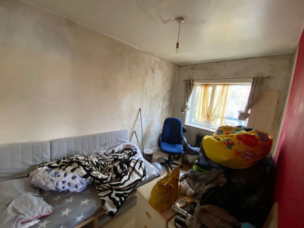 17 Medina Road, Leicester, LE3 9AY