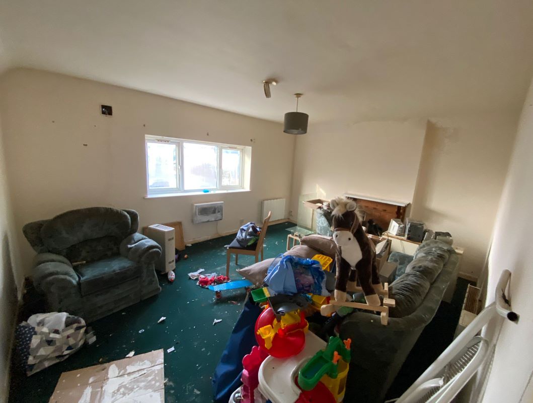 17 Medina Road, Leicester, LE3 9AY