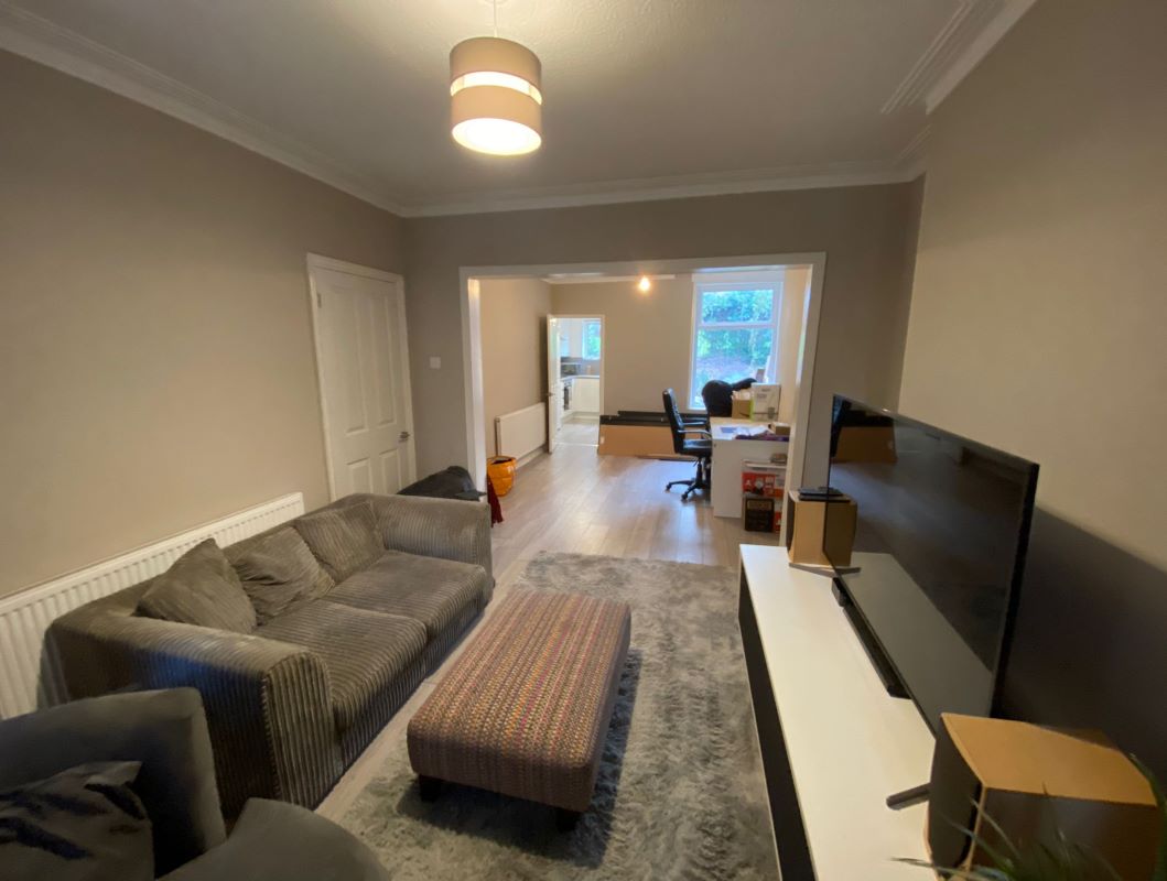 8 Abbey Grove, Nottingham, NG3 3AU