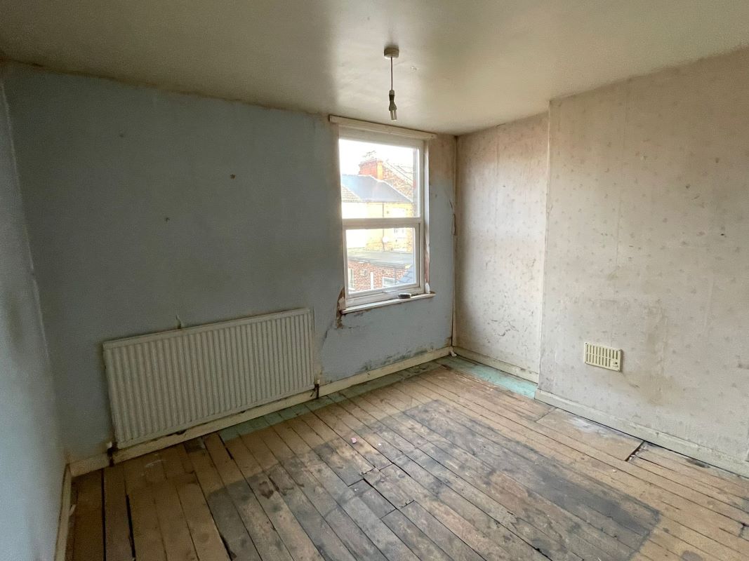26 Brixton Road, Nottingham, NG7 3FG