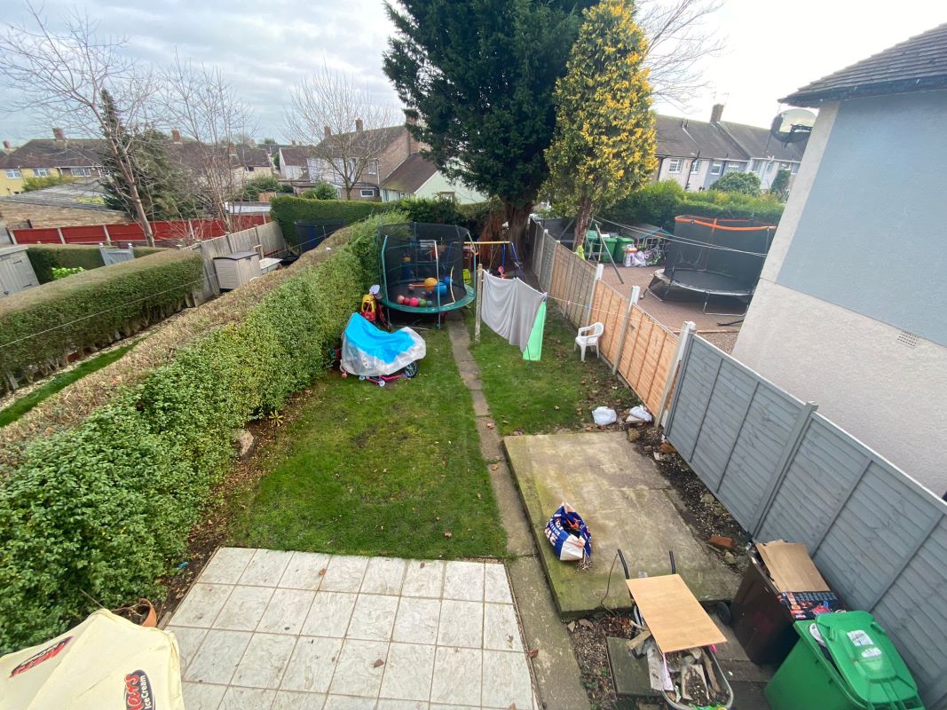 39 Gardendale Avenue, Clifton, Nottingham, NG11 9HX