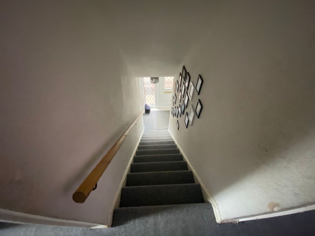 39 Gardendale Avenue, Clifton, Nottingham, NG11 9HX