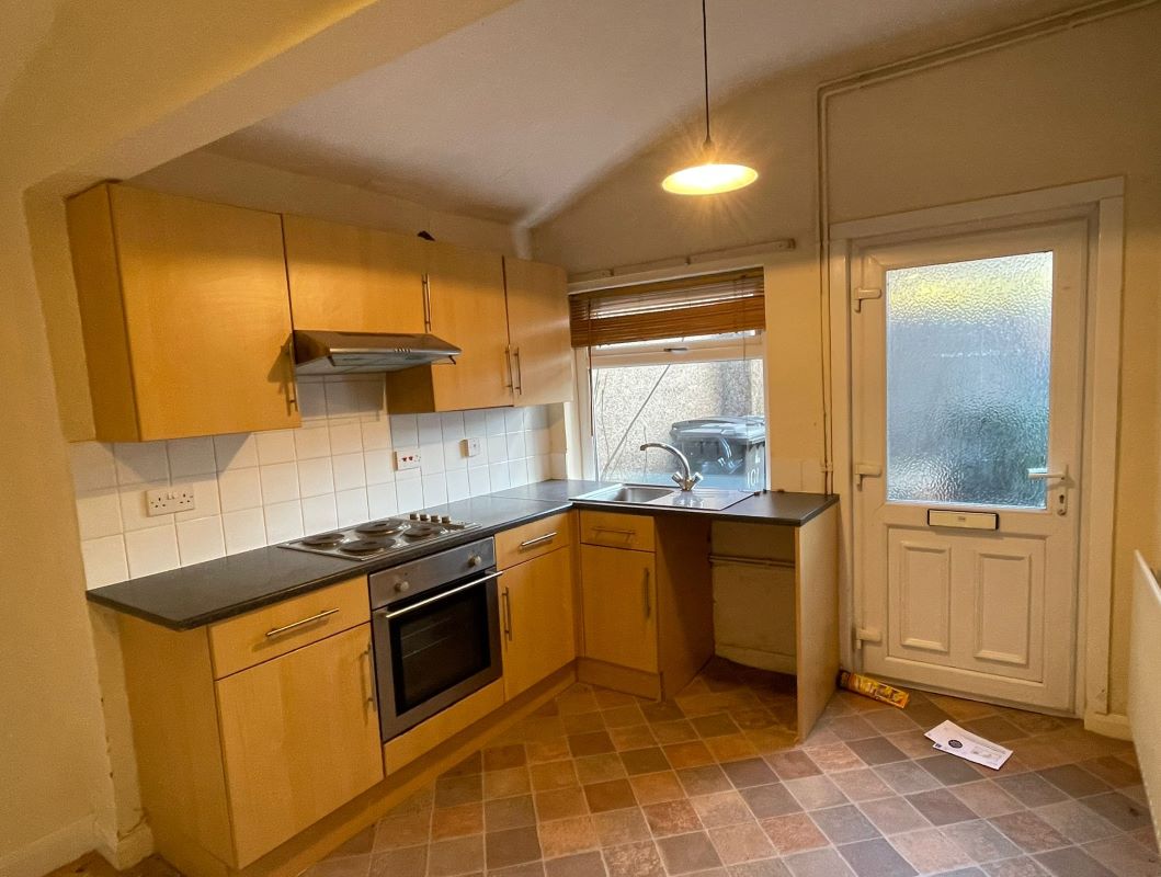 101, 101A & 103 Victoria Road, Netherfield, Nottingham, NG4 2NN