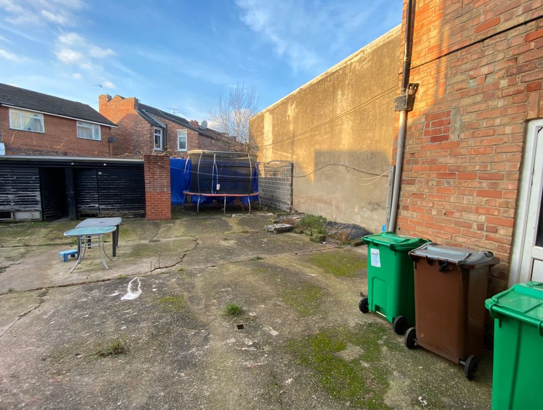 35 The Wells Road, Nottingham, NG3 3AP