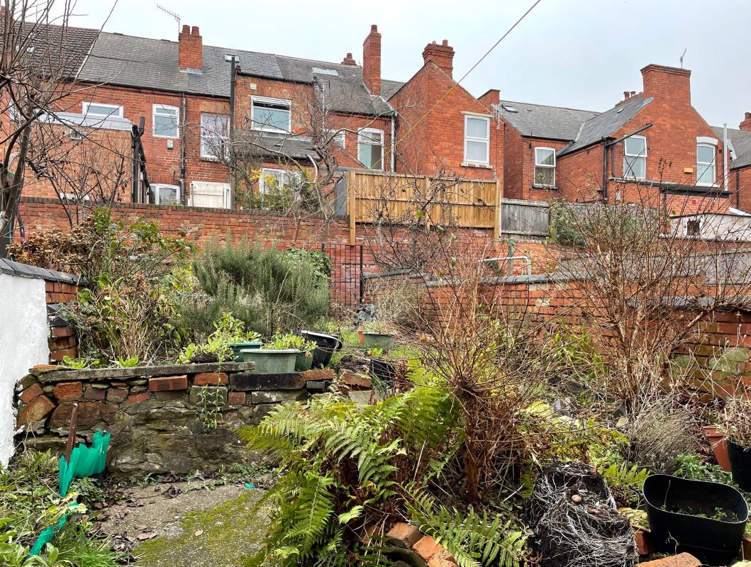 90 Leslie Road, Nottingham, NG7 6PR