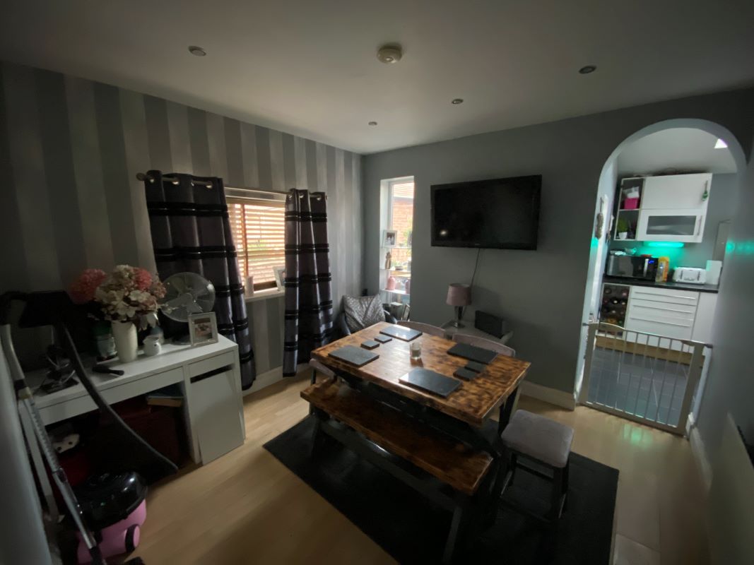 11 Dorterry Crescent, Ilkeston, DE7 4DT