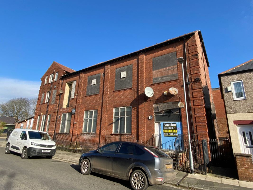 Rise Carr Social Club, Eldon Place, Darlington, DL3 0NR