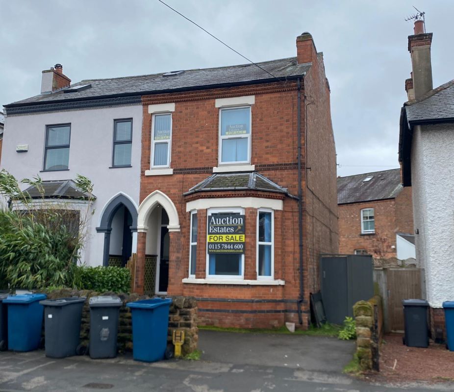 28 Trent Boulevard, West Bridgford, Nottingham, NG2 5BA