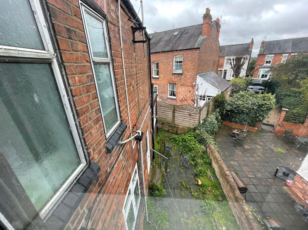 28 Trent Boulevard, West Bridgford, Nottingham, NG2 5BA