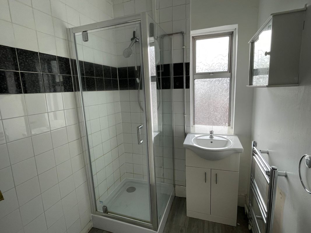 28 Trent Boulevard, West Bridgford, Nottingham, NG2 5BA