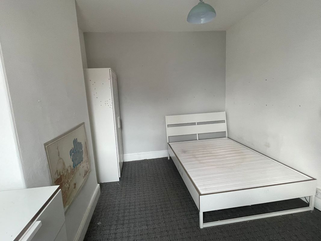 28 Trent Boulevard, West Bridgford, Nottingham, NG2 5BA