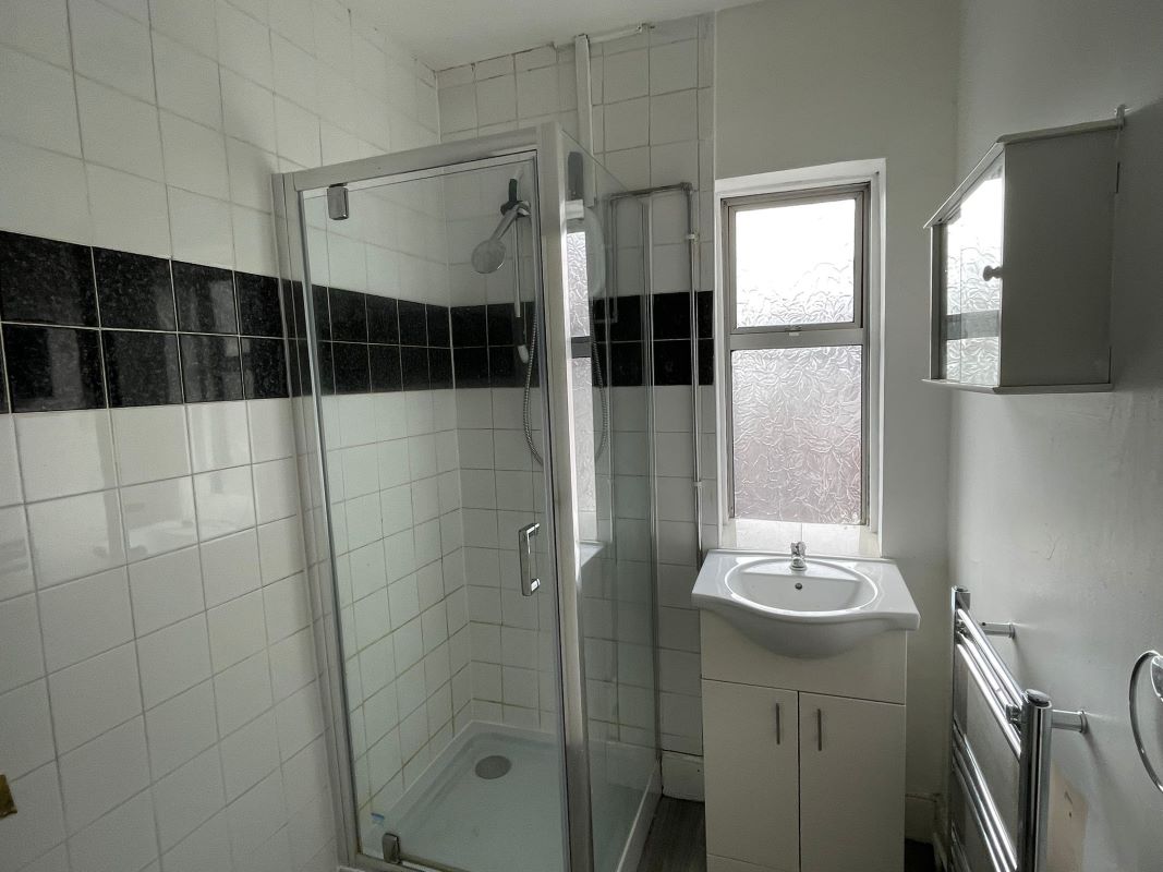 28 Trent Boulevard, West Bridgford, Nottingham, NG2 5BA