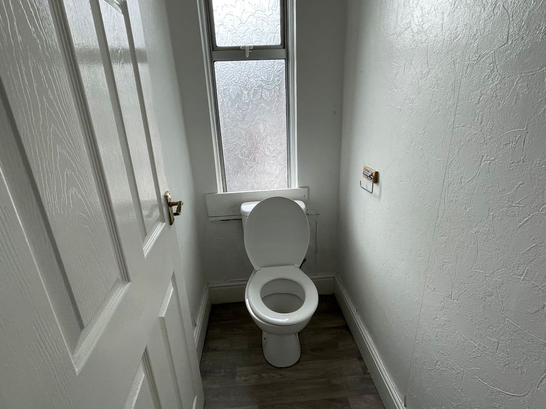 28 Trent Boulevard, West Bridgford, Nottingham, NG2 5BA