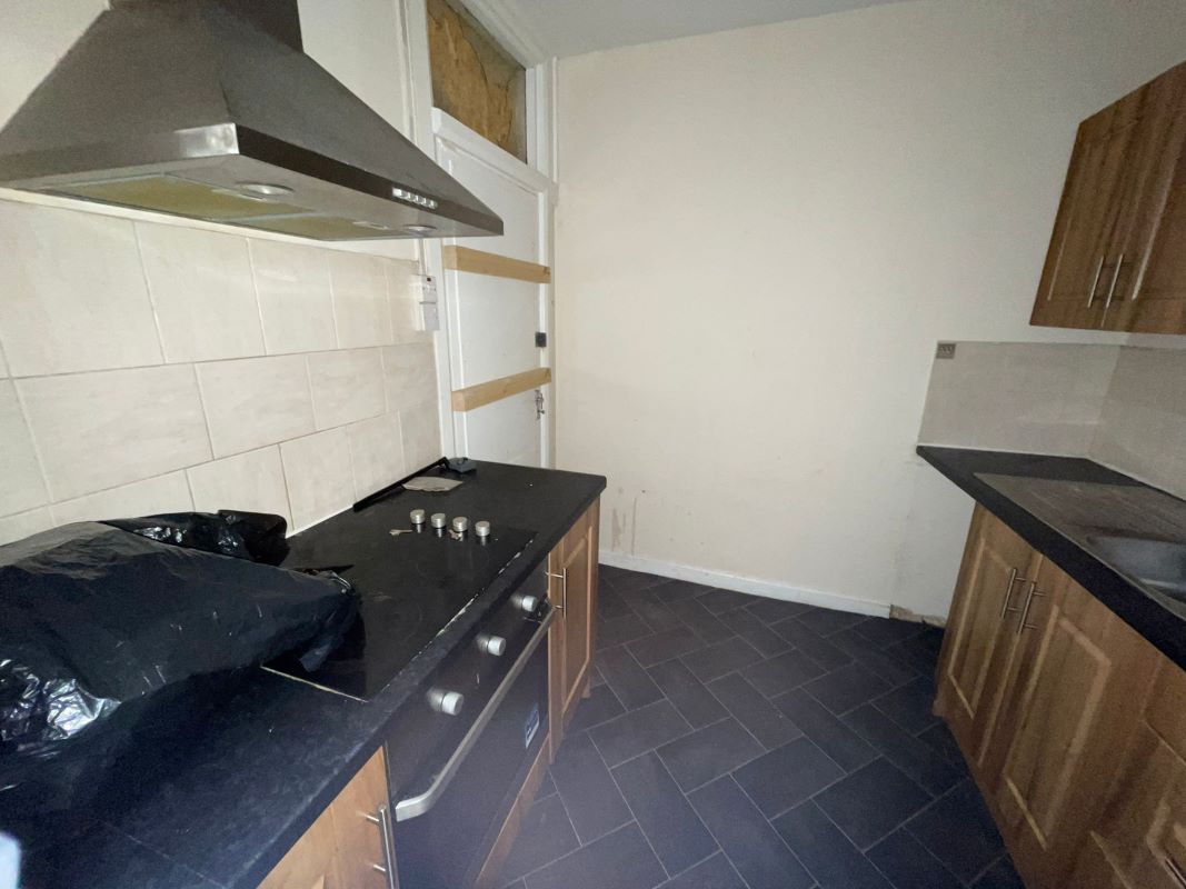 1 Station Terrace, Hucknall, Nottingham, NG15 7TQ
