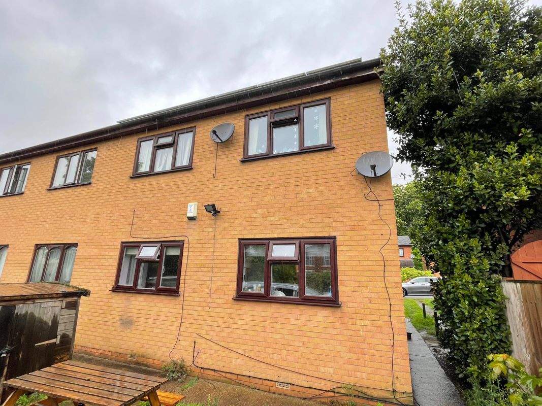 51 Vernon Park Drive, Basford, Nottingham, NG6 0AF