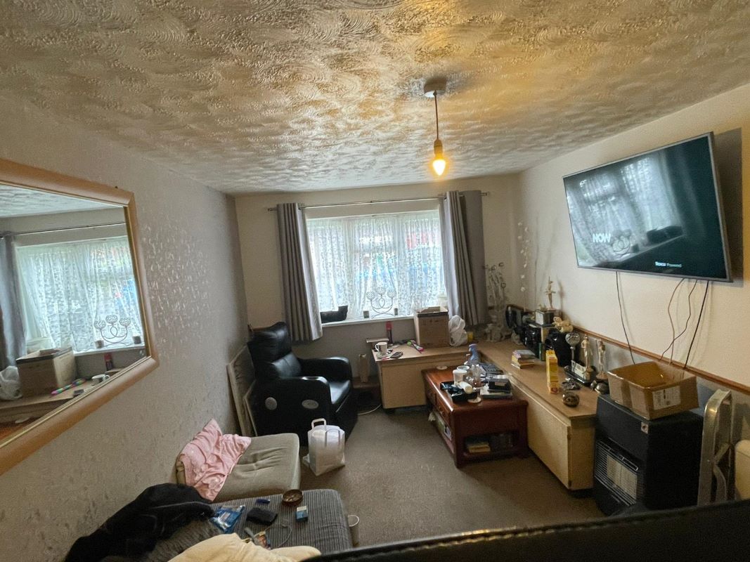 51 Vernon Park Drive, Basford, Nottingham, NG6 0AF