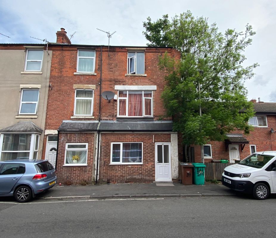 36 Alberta Terrace, Nottingham, NG7 6JA