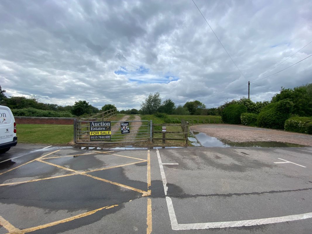 5.3 acres of Land to the rear of Harrington Arms, Tamworth Road, Sawley, NG10 3AU