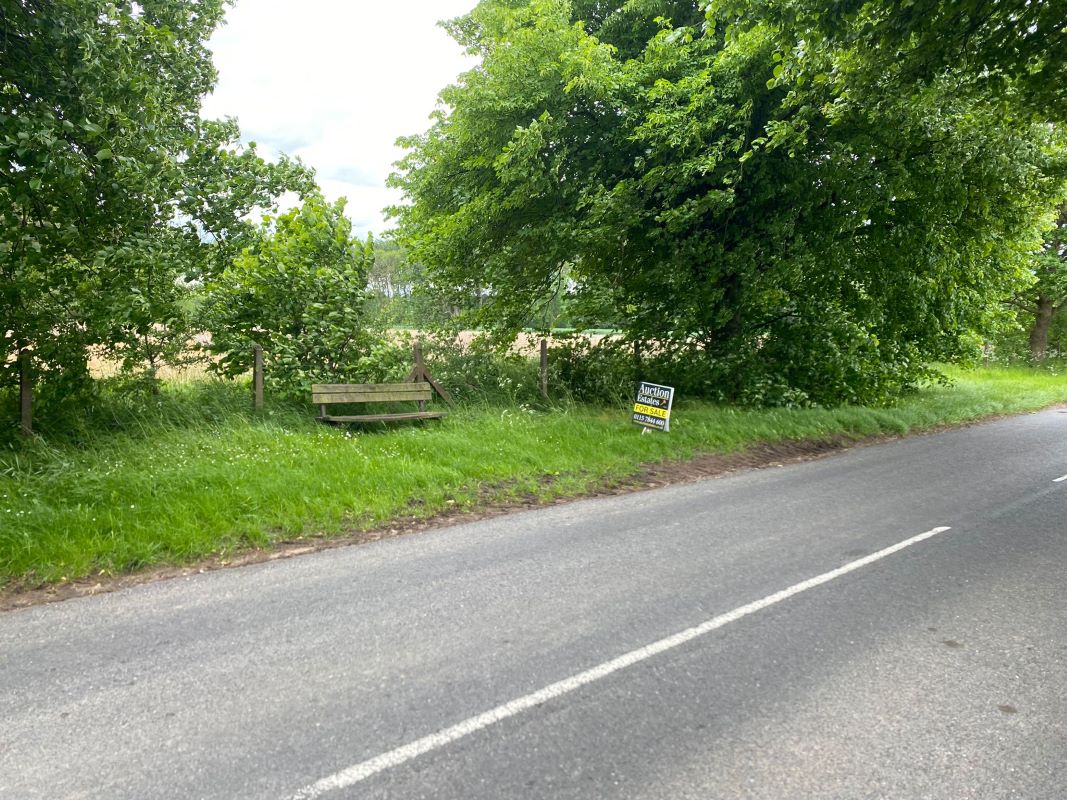 Land adjacent to The Courtyard, Gaulby Lane, Stoughton, Leicester, LE2 2FL