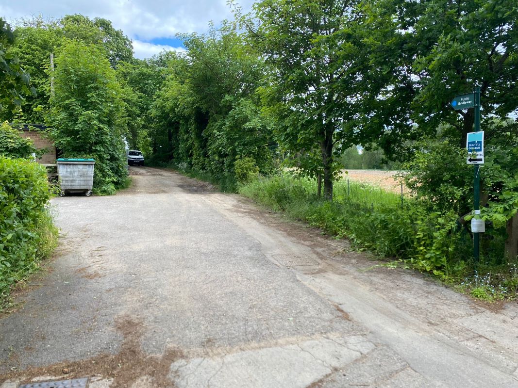 Land adjacent to The Courtyard, Gaulby Lane, Stoughton, Leicester, LE2 2FL