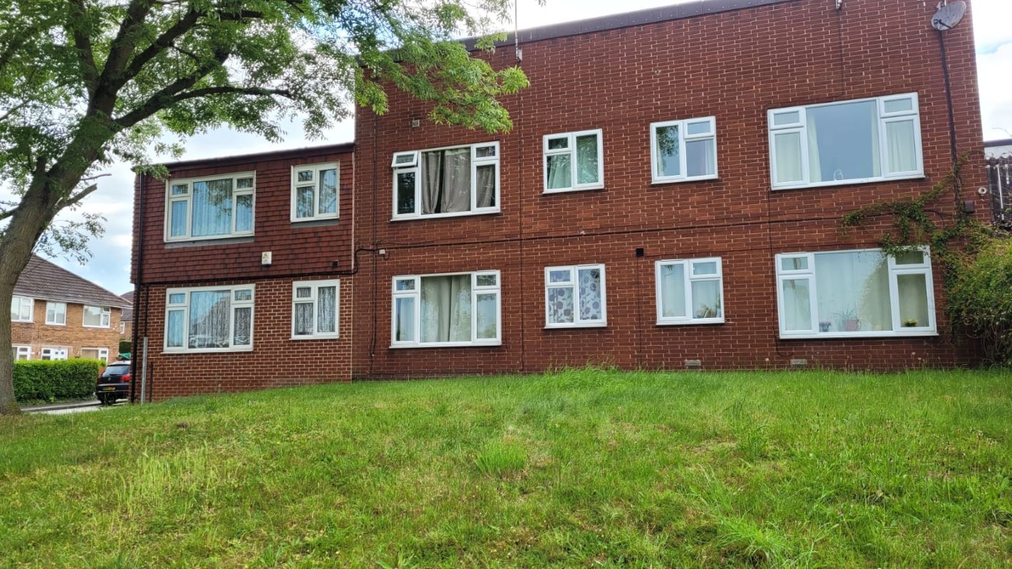 24 Lanchester Gardens, Worksop, S80 2PN