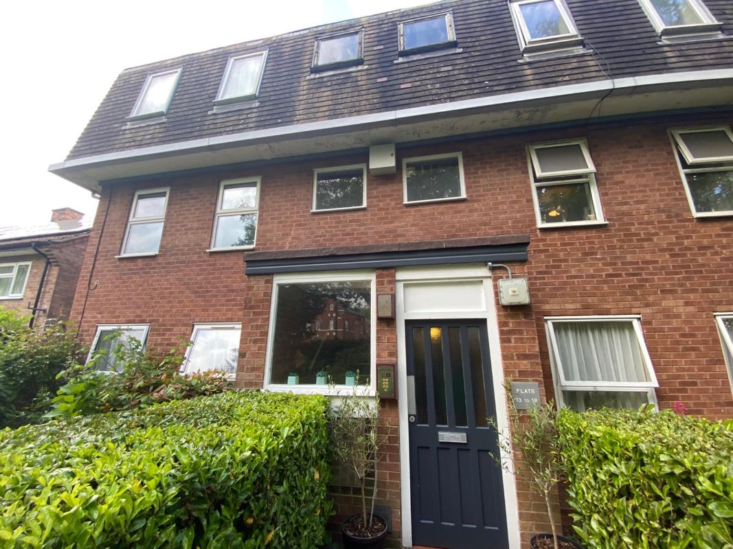 Flat 18 Ravensdene Court, Lucknow Road, Nottingham, NG3 5EE