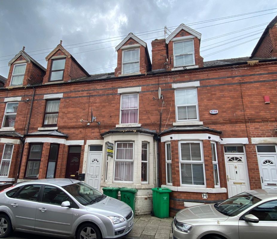 58 Cedar Road, Nottingham, NG7 6NS