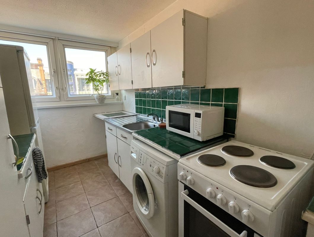 711 Victoria Centre, Nottingham, NG1 3PE