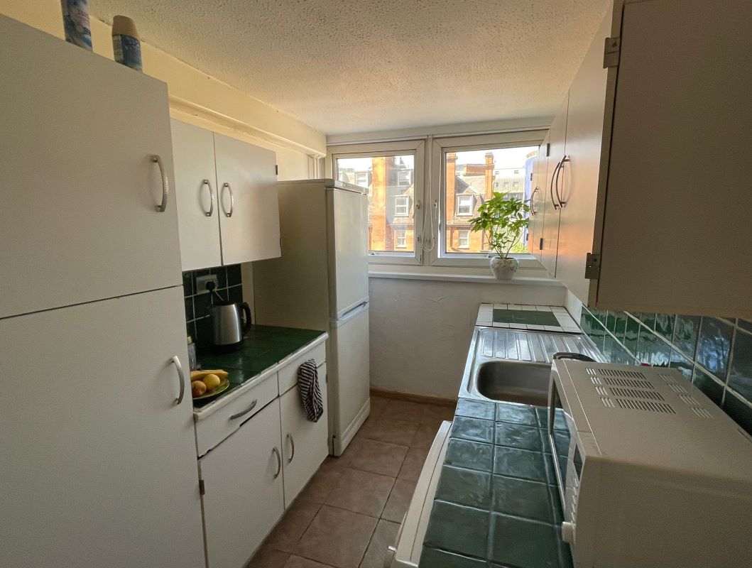 711 Victoria Centre, Nottingham, NG1 3PE