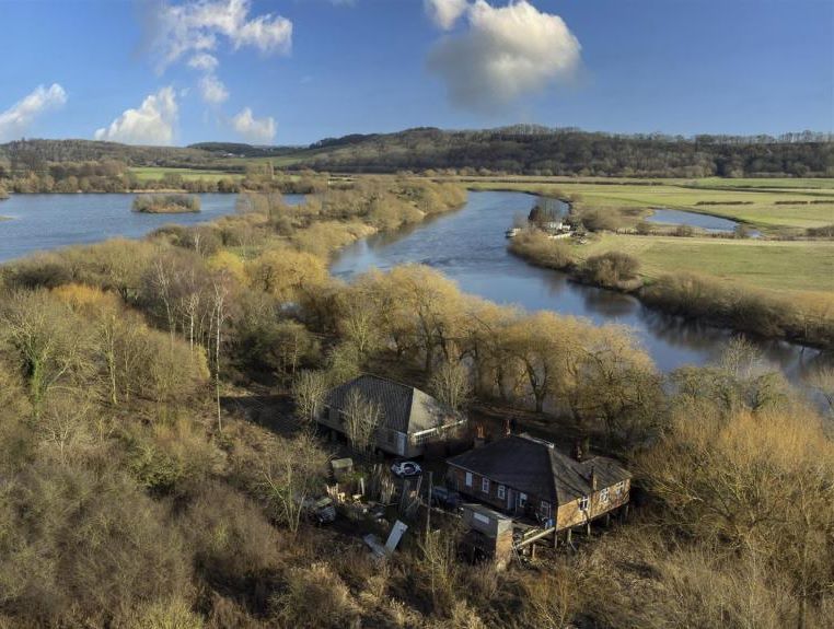 River Bank Barton Lane, Barton Ferry, Attenborough Nature Reserve, Nottingham, NG9 6DY