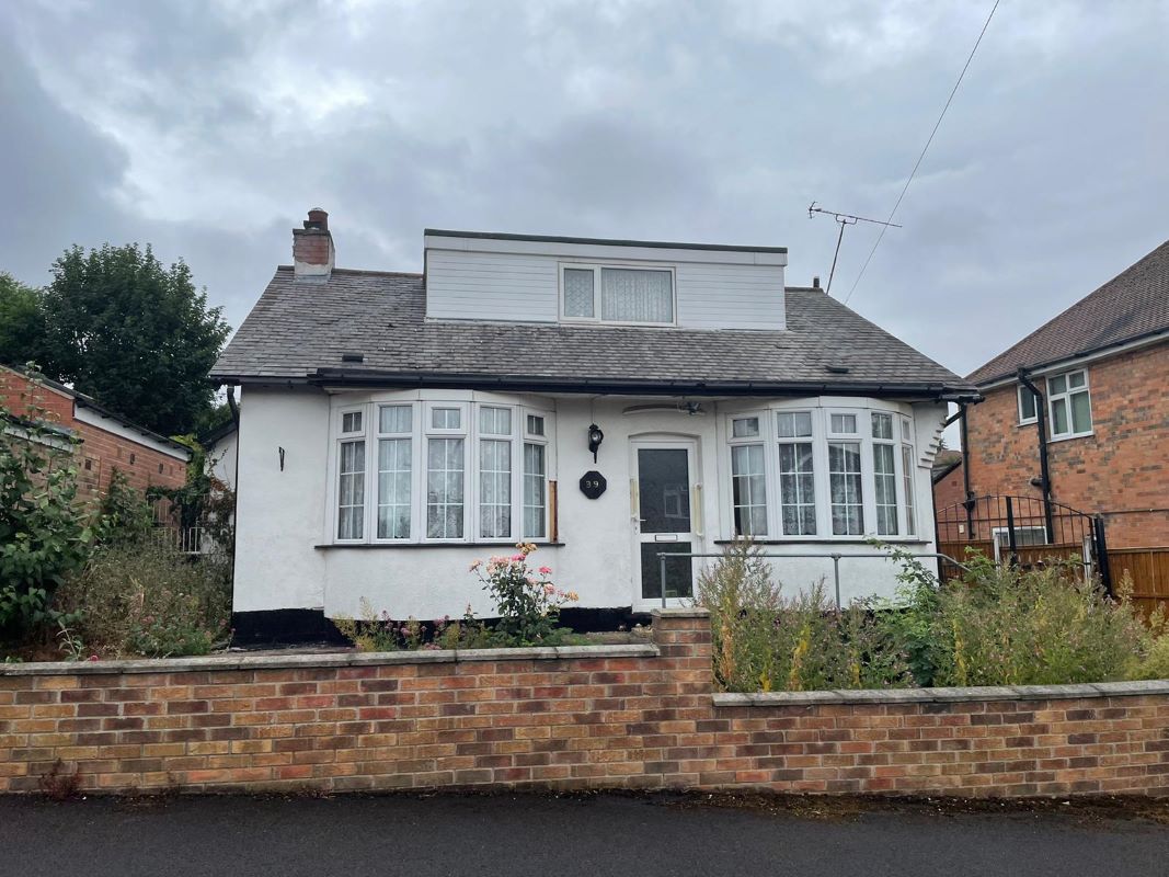 39 Bentley Avenue, Nottingham, NG3 7AX