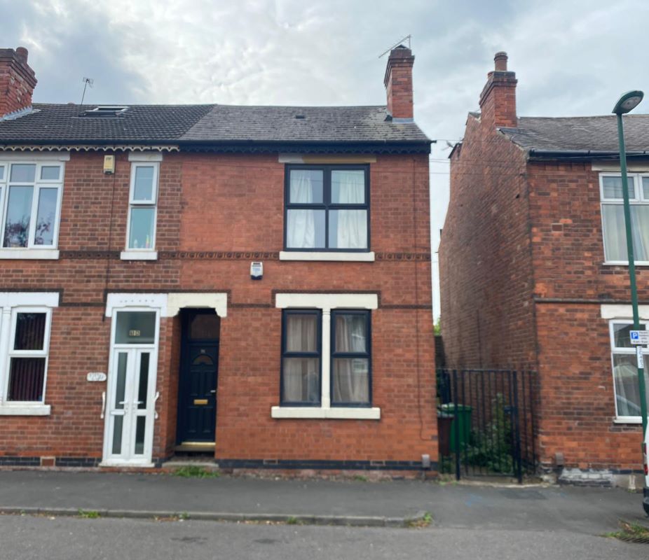 56 Cycle Road, Lenton, Nottingham, NG7 2DT