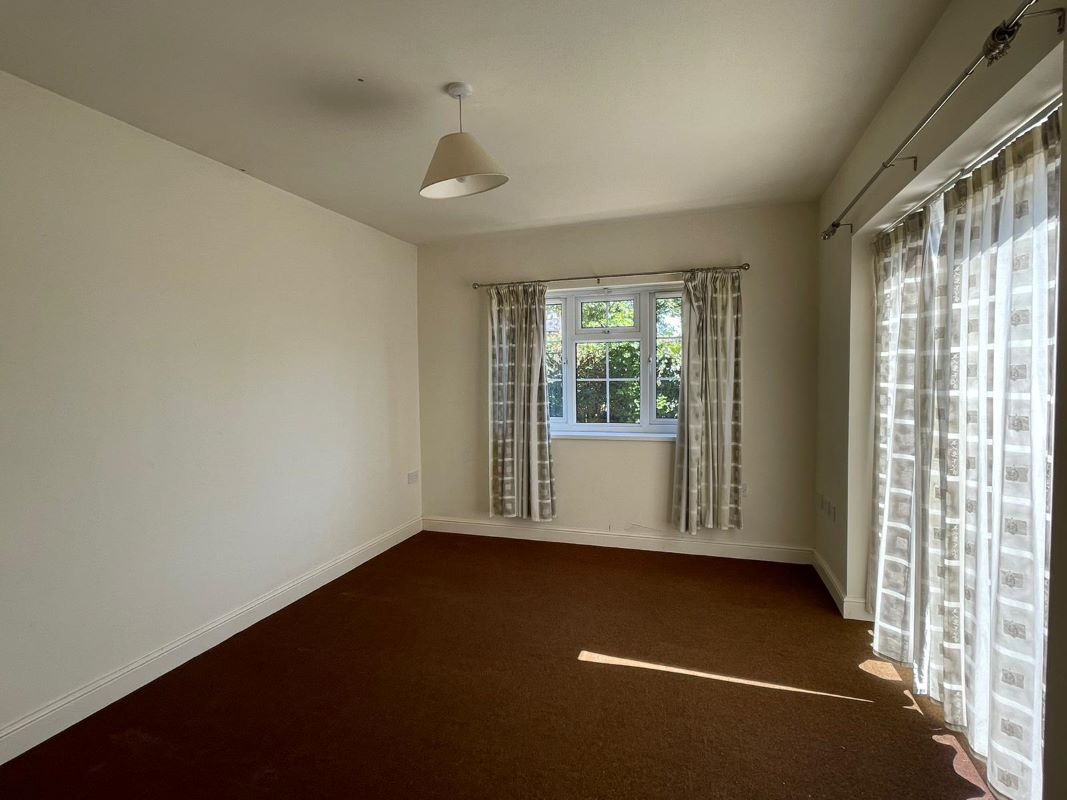 1A Micklebarrow Close, Southwell, Nottinghamshire, NG25 0LU